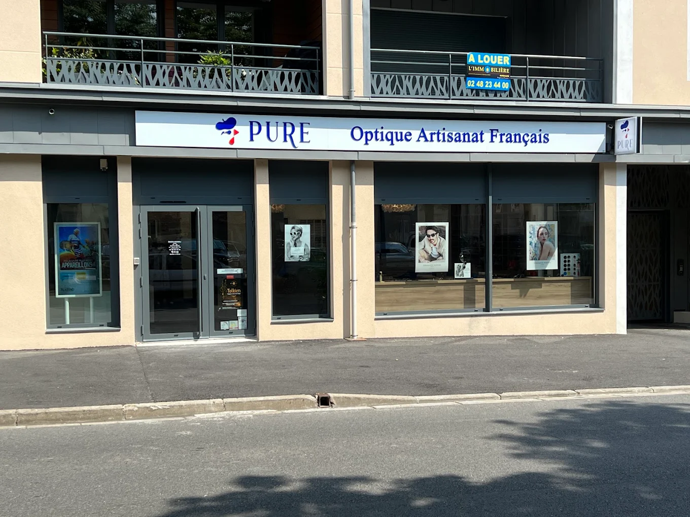 Façade de la boutique Pure Optique à Bourges